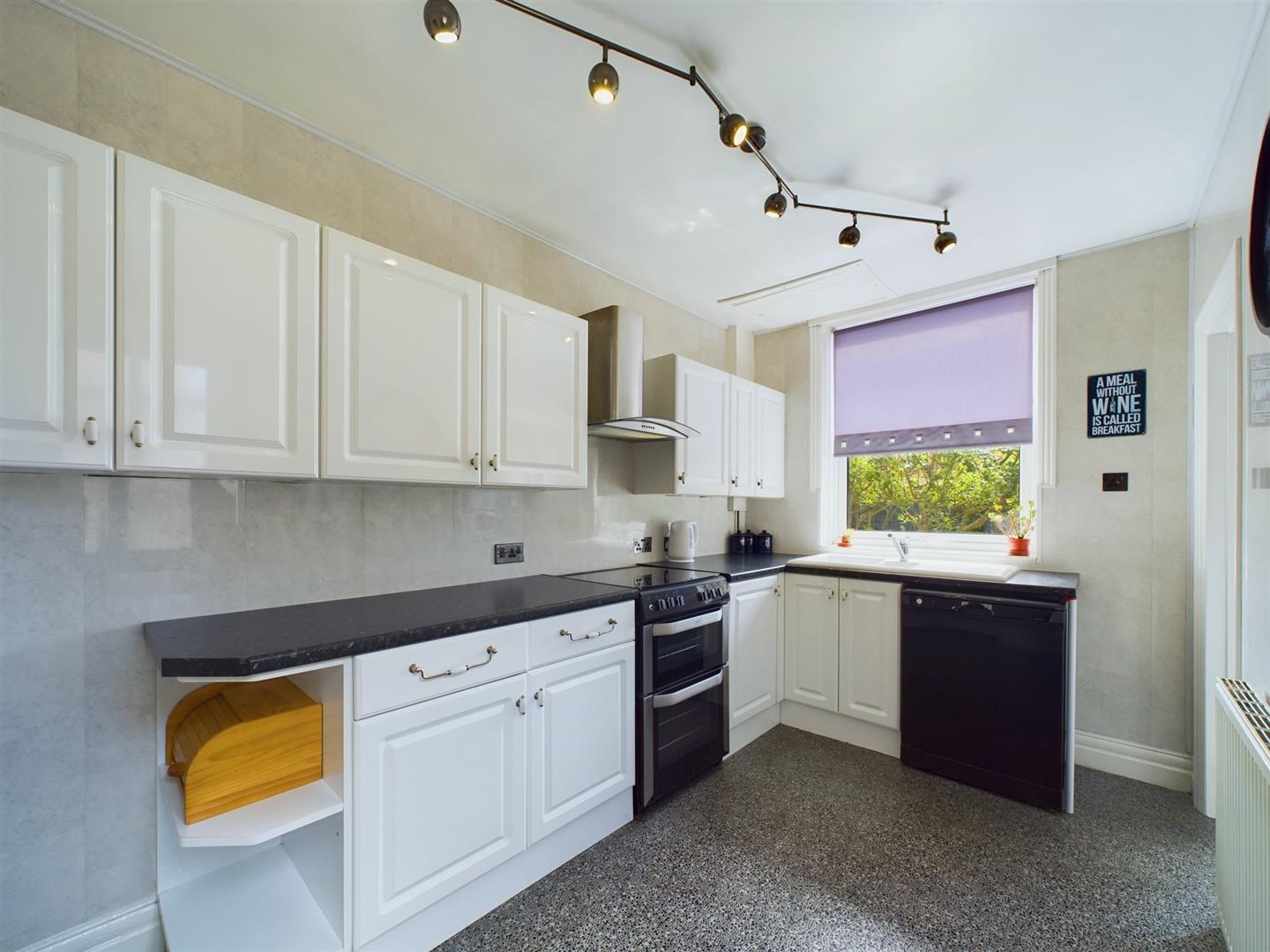 Eighth Avenue, Bridlington Belts Estate Agents